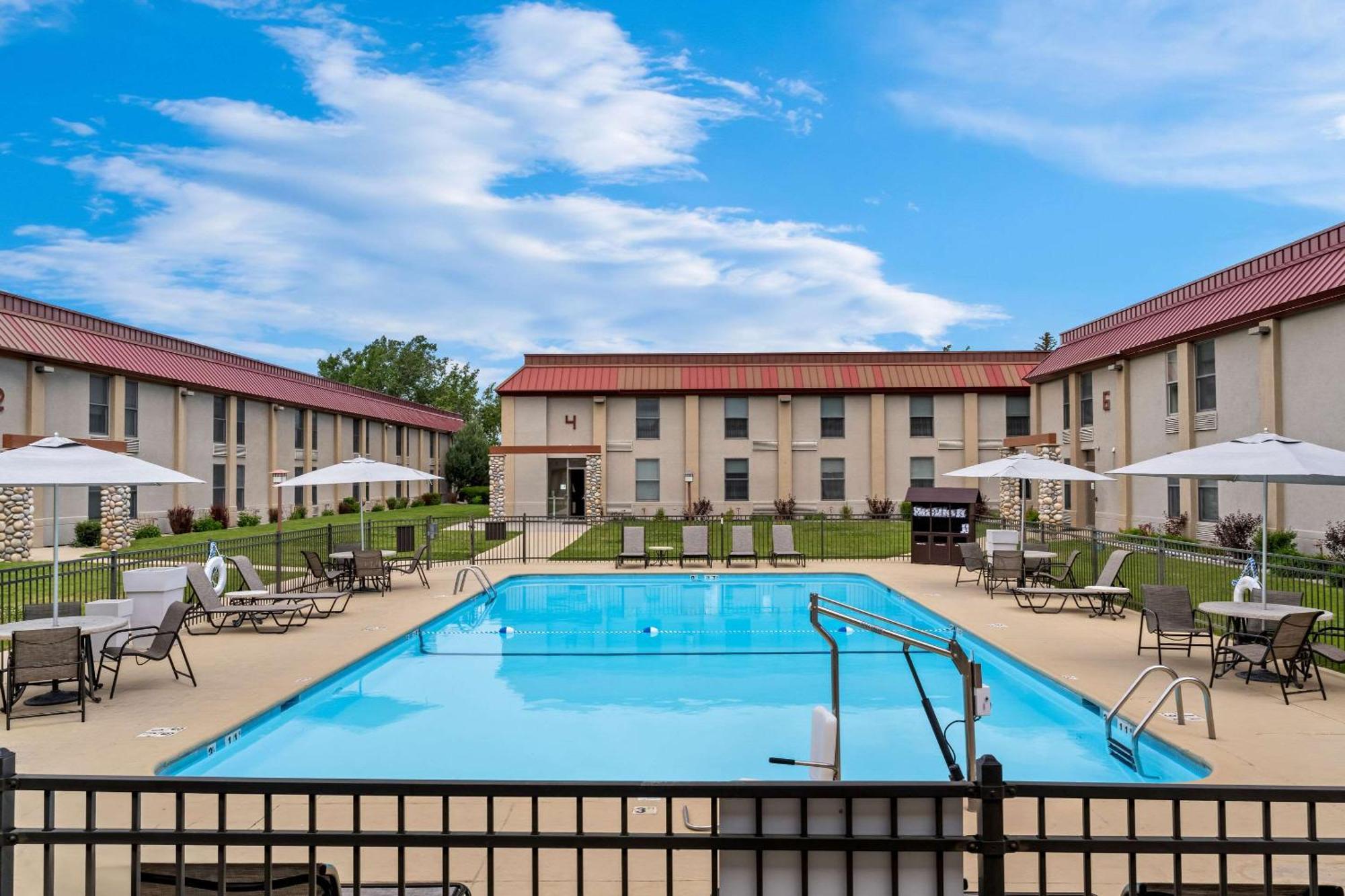 Comfort Inn At Buffalo Bill Village Resort Коди Экстерьер фото