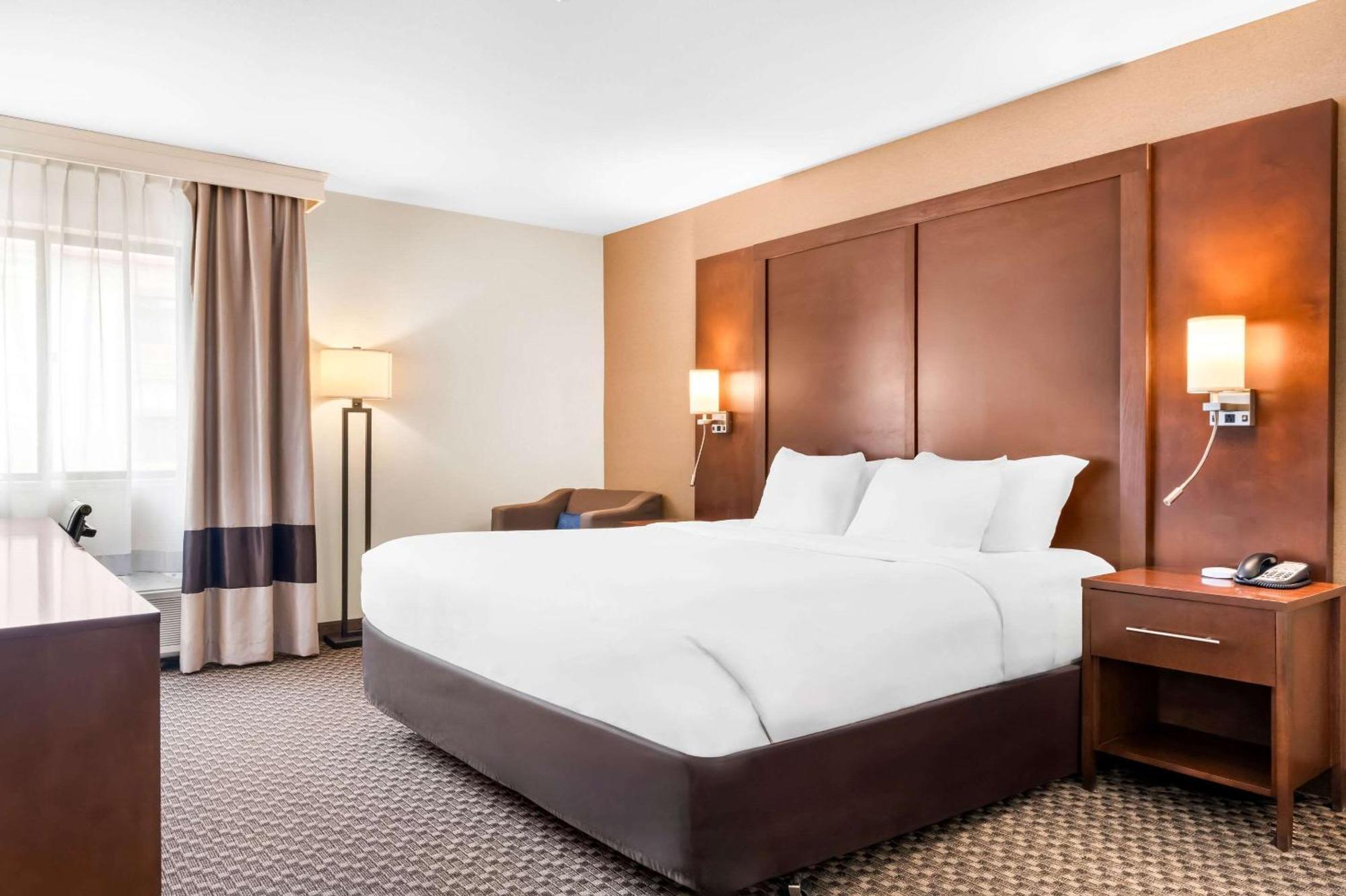 Comfort Inn At Buffalo Bill Village Resort Коди Экстерьер фото